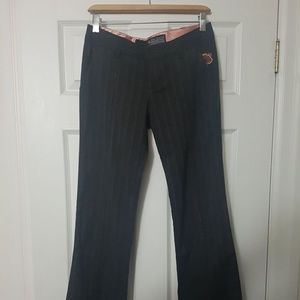 GUESS Womens Grey and Pink Dress Pants (New Condition) - 26